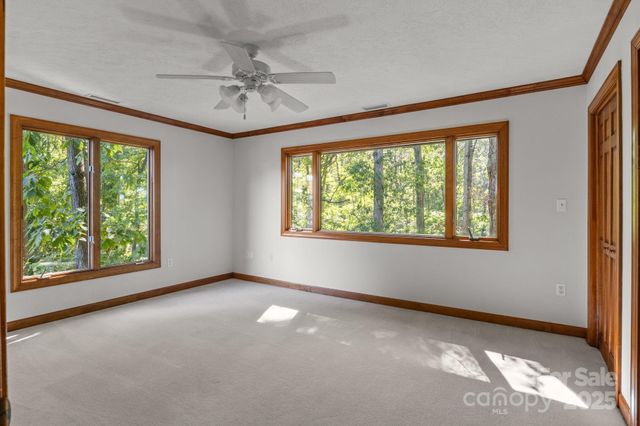 19322 Yachtman Drive, Cornelius, NC 28031