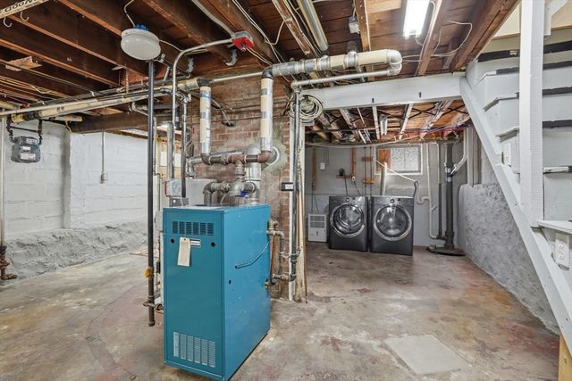 77 Lynde Street, Melrose, MA 02176