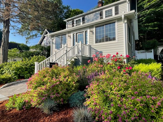 77 Lynde Street, Melrose, MA 02176