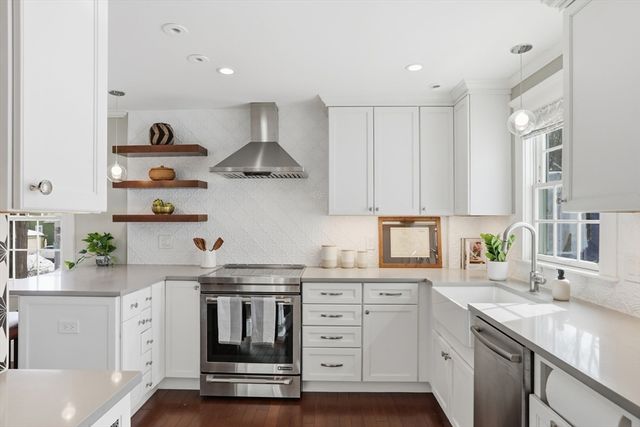 77 Lynde Street, Melrose, MA 02176