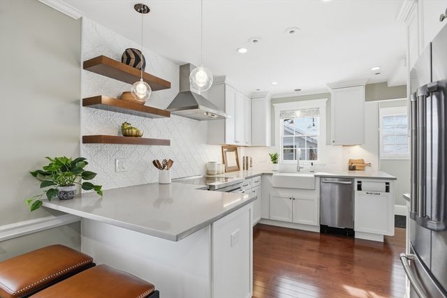 77 Lynde Street, Melrose, MA 02176