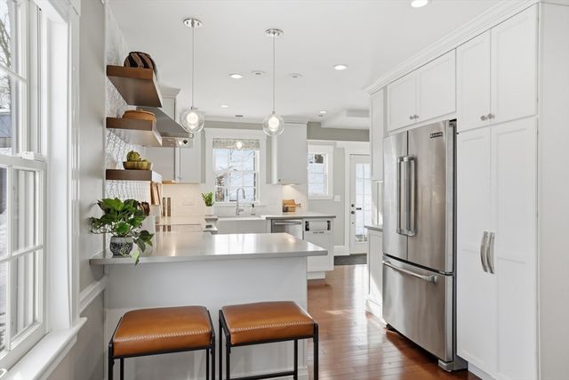 77 Lynde Street, Melrose, MA 02176