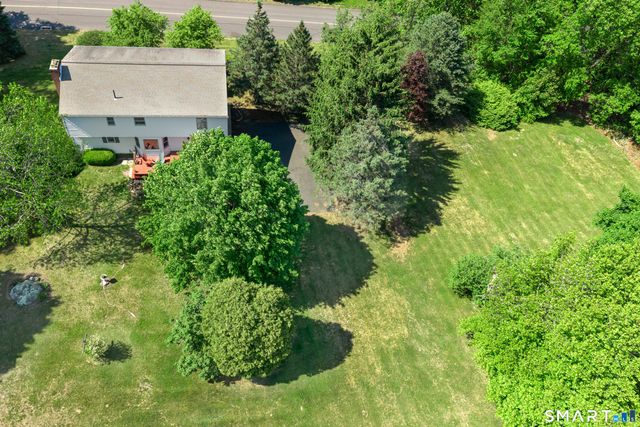 1 Red Barn Road, Oxford, CT 06478