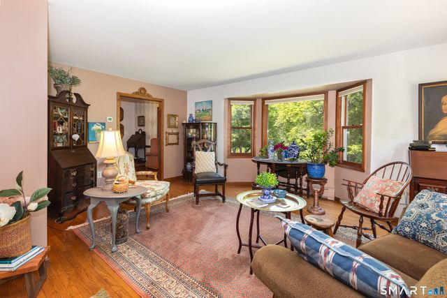 1 Red Barn Road, Oxford, CT 06478