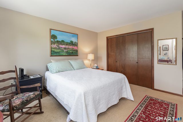 1 Red Barn Road, Oxford, CT 06478