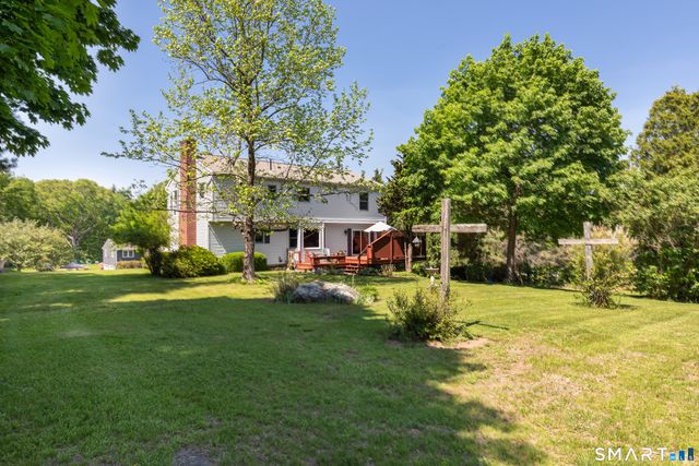1 Red Barn Road, Oxford, CT 06478