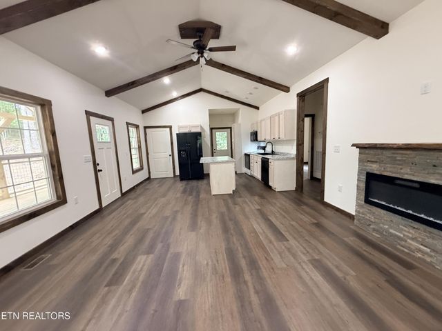 831 Remington Rd 5 AC, Jamestown, TN 38556
