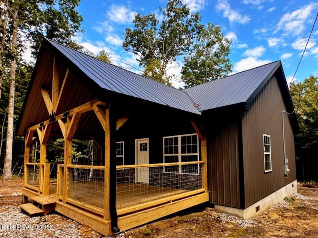 831 Remington Rd 5 AC, Jamestown, TN 38556
