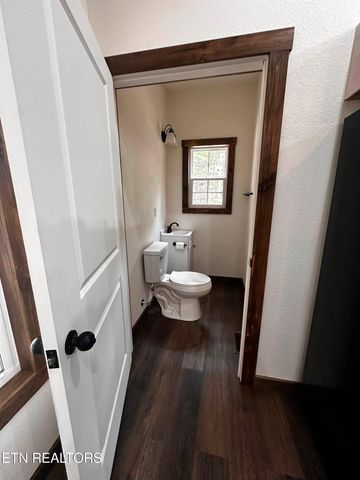 831 Remington Rd 5 AC, Jamestown, TN 38556