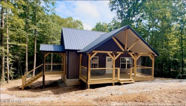 831 Remington Rd 5 AC, Jamestown, TN 38556
