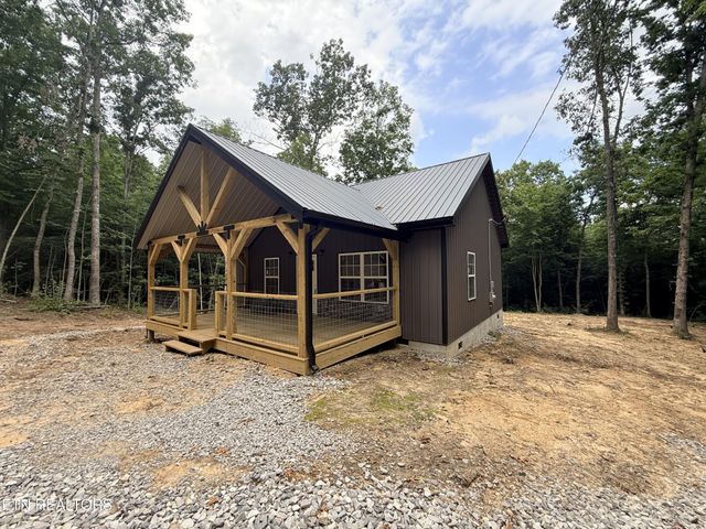 831 Remington Rd 5 AC, Jamestown, TN 38556