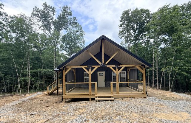 831 Remington Rd 5 AC, Jamestown, TN 38556
