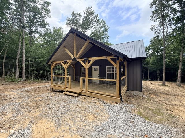 831 Remington Rd 5 AC, Jamestown, TN 38556