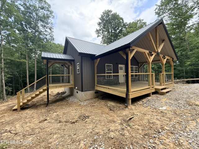 831 Remington Rd 5 AC, Jamestown, TN 38556