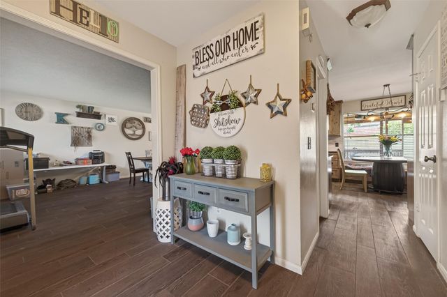 830 Sierra Lake Dr, Katy, TX 77450