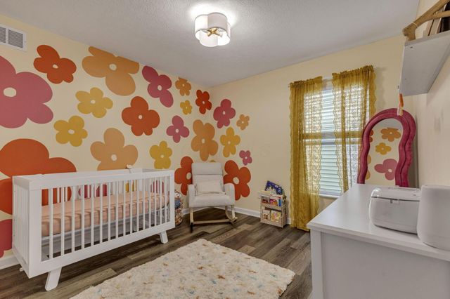 146 Poe Avenue, Lithopolis, OH 43136