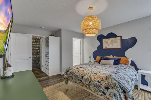 146 Poe Avenue, Lithopolis, OH 43136