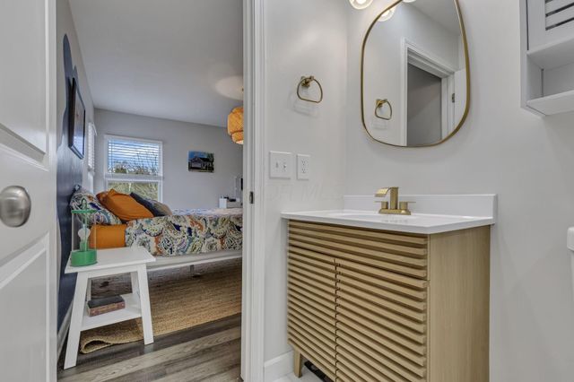 146 Poe Avenue, Lithopolis, OH 43136