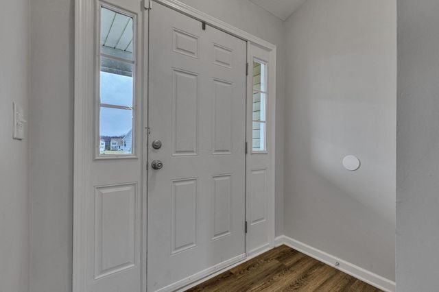 146 Poe Avenue, Lithopolis, OH 43136