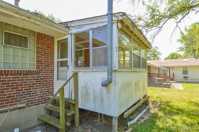 247 Royce Drive, Ferguson, MO 63135