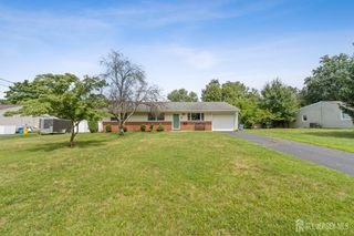 16 Stockton Road, South Brunswick, NJ 08824