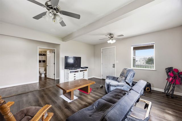 1216 5th Street NW, Cedar Rapids, IA 52405