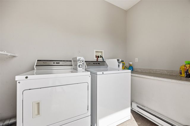1216 5th Street NW, Cedar Rapids, IA 52405