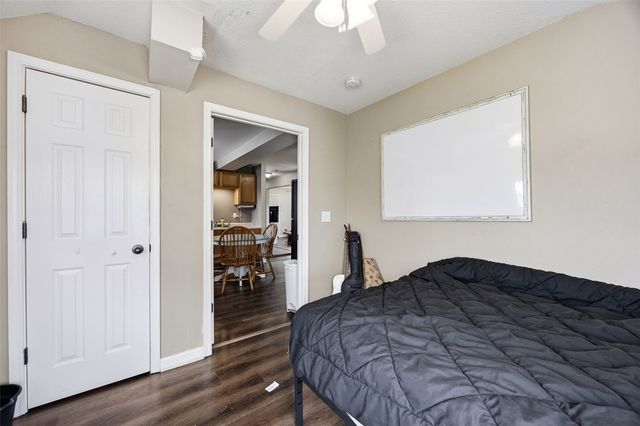 1216 5th Street NW, Cedar Rapids, IA 52405
