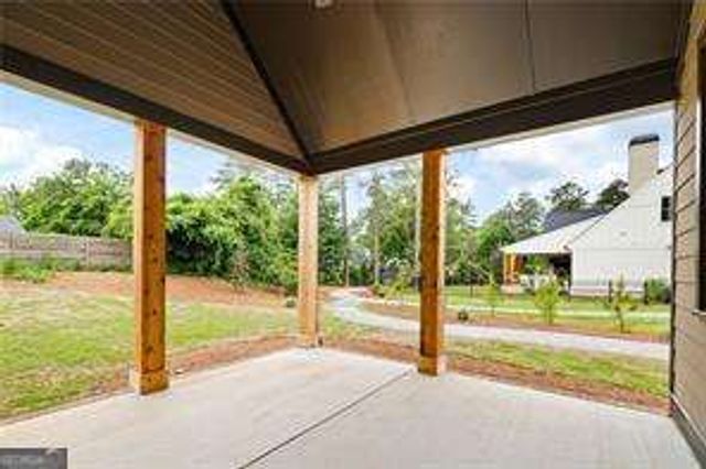 1818 Maple Street, Carrollton, GA 30117