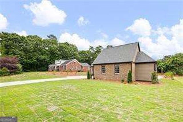 1818 Maple Street, Carrollton, GA 30117