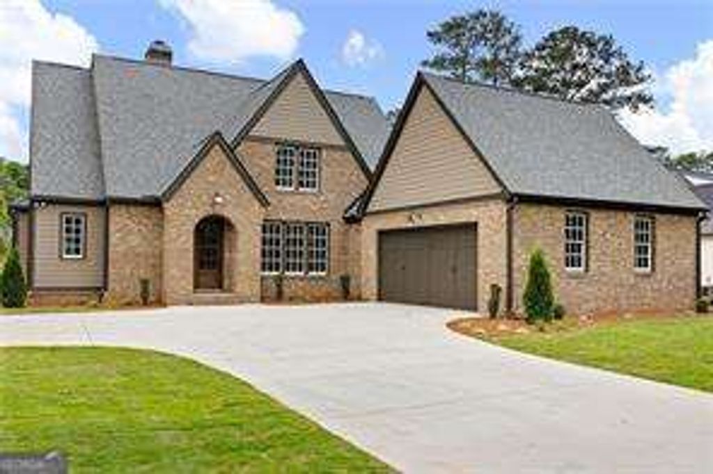 1818 Maple Street, Carrollton, GA 30117