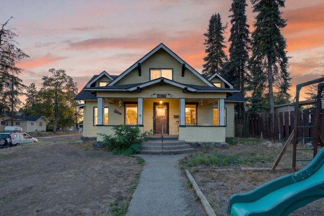 4103 N Washington St, Spokane, WA 99205 property photo