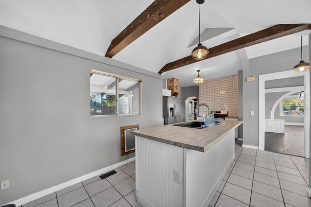 4103 N Washington St, Spokane, WA 99205