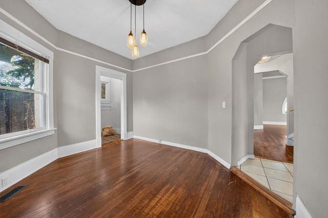 4103 N Washington St, Spokane, WA 99205