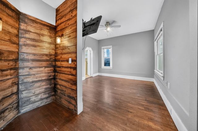 4103 N Washington St, Spokane, WA 99205
