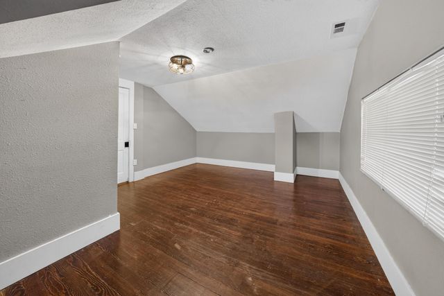 4103 N Washington St, Spokane, WA 99205