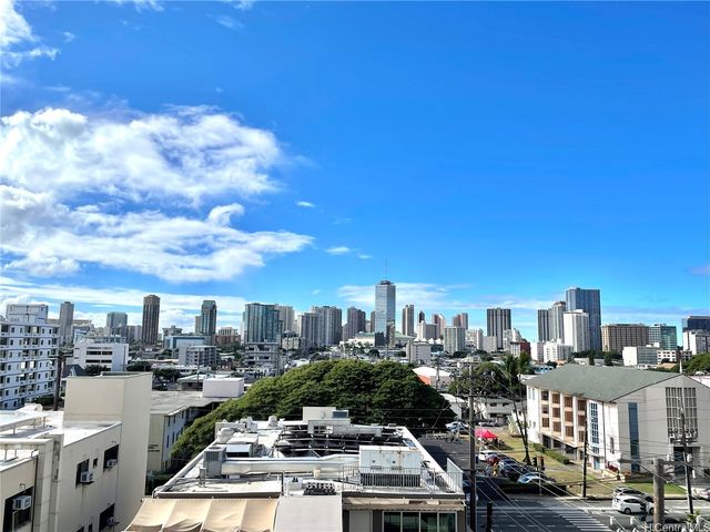 1215 Alexander Street 601, Honolulu, HI 96826