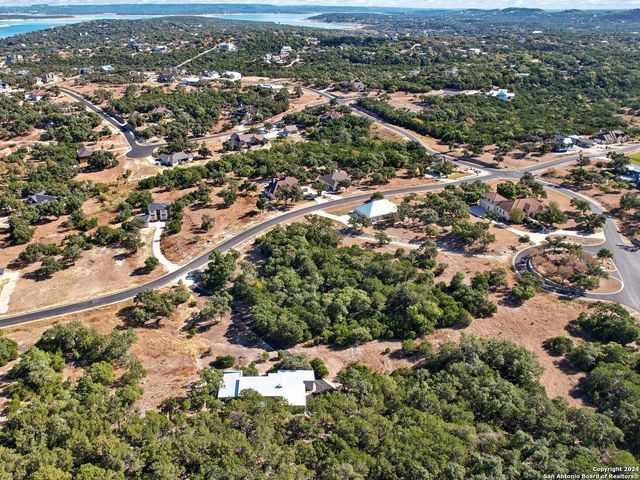729 CABALLO TRL, Canyon Lake, TX 78133