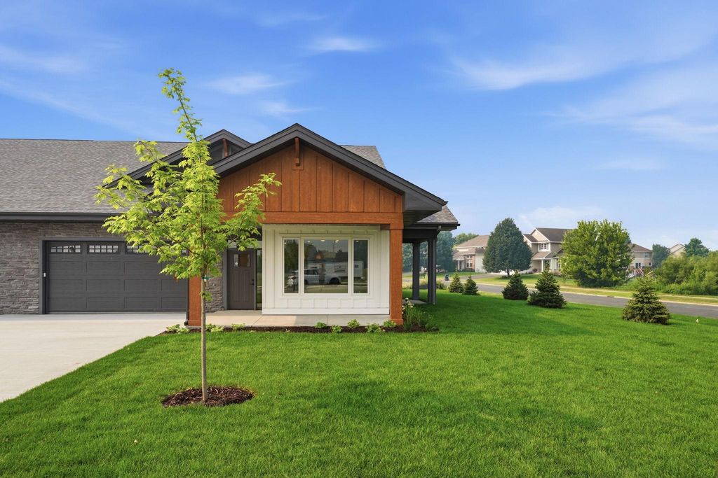 16309 Esprit Court, Lakeville, MN 55044 — exterior