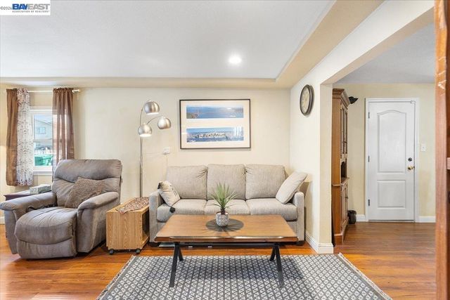 1002 Stanton Avenue, San Pablo, CA 94806