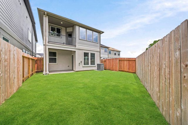 2975 Park Hill Lane, Stafford, TX 77477
