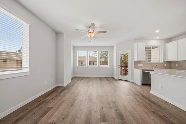 2975 Park Hill Lane, Stafford, TX 77477