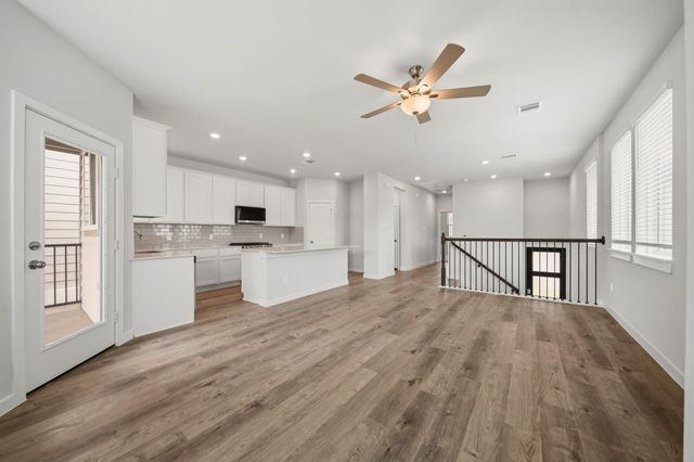 2975 Park Hill Lane, Stafford, TX 77477
