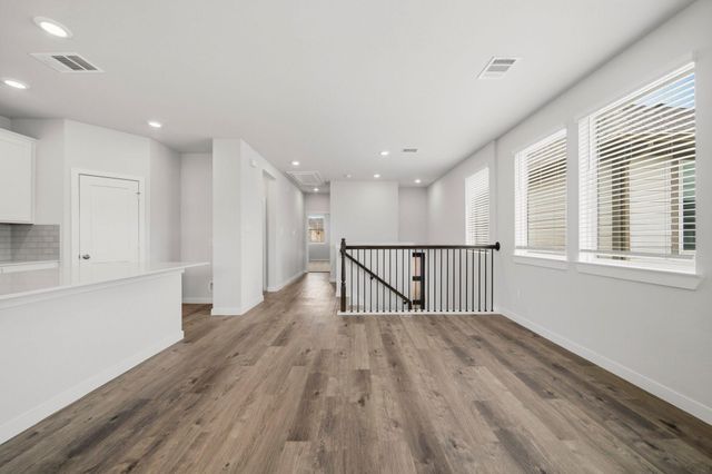 2975 Park Hill Lane, Stafford, TX 77477