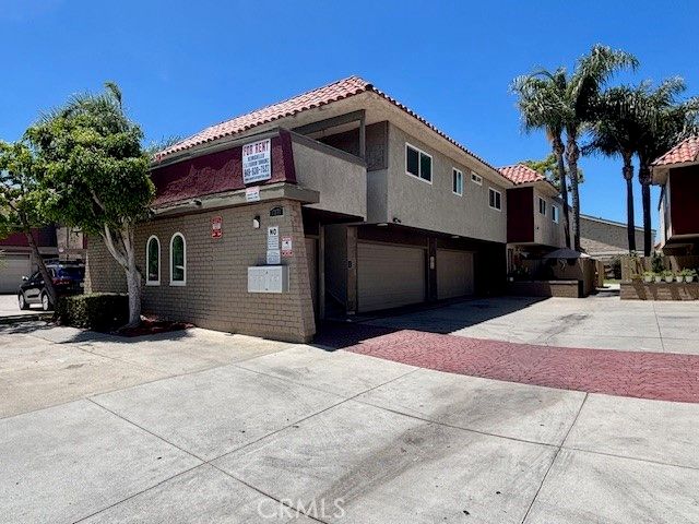 17171 Elm A, Huntington Beach, CA 92647