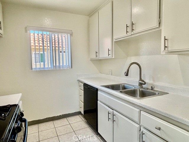 17171 Elm A, Huntington Beach, CA 92647