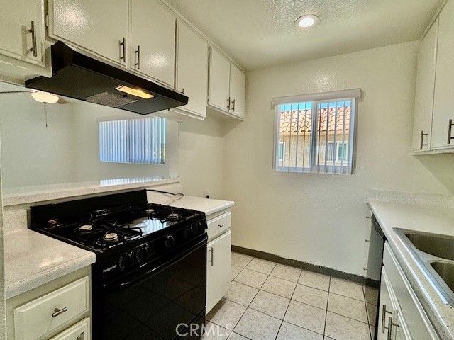17171 Elm A, Huntington Beach, CA 92647
