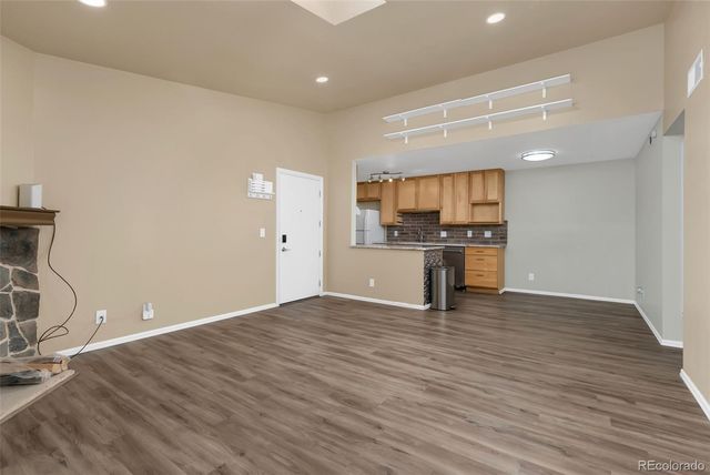 902 S Walden Street 203, Aurora, CO 80017