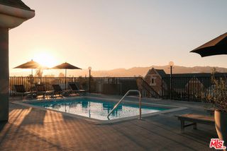 585 N Rossmore Avenue 508, Los Angeles, CA 90004
