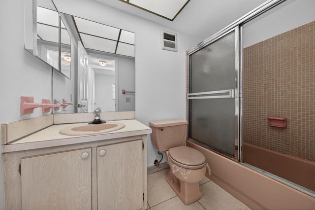 2551 W Golf Boulevard 209, Pompano Beach, FL 33064